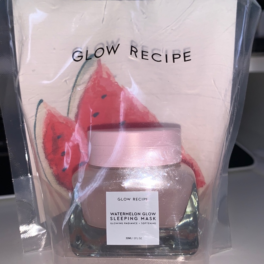 Glow Recipe watermelon sleeping mask